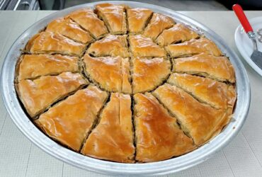 Σπανακοτυρόπιτα Βέφα Αλεξιάδου