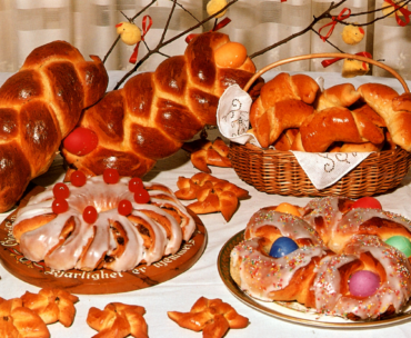 Πασχαλινά Κορδονάτα Τσουρέκια της Βέφας Πλέξιμο Σχέδια Διακόσμηση Μυστικά