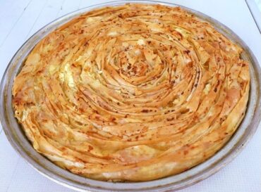 Τυρόπιτα Σουρωτή Βέφα Αλεξιάδου